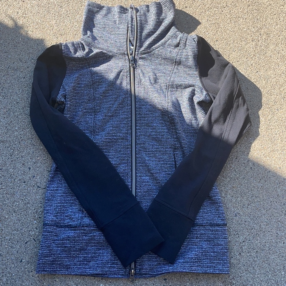 Lululemon zip up sweatshirt